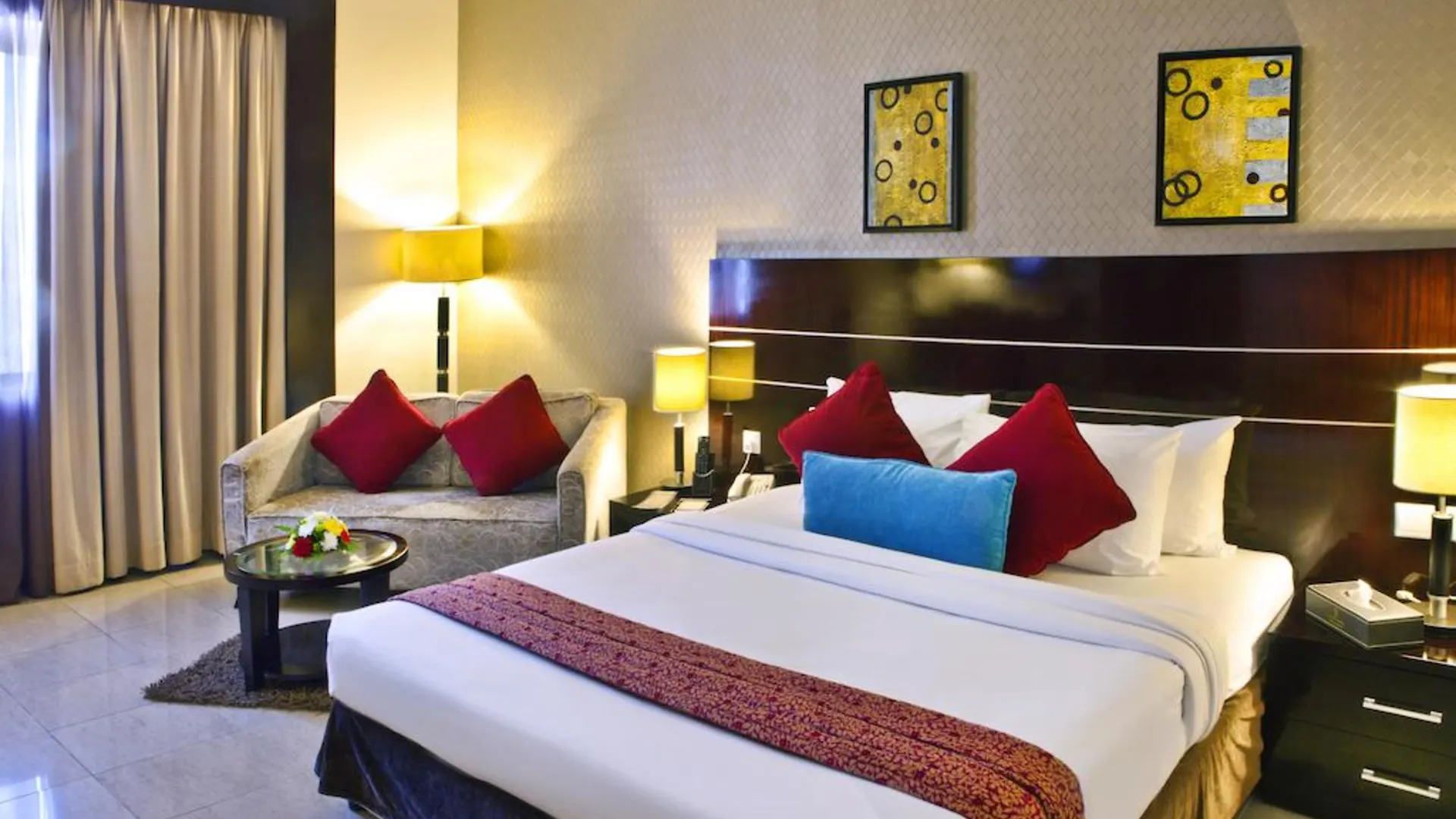 Landmark Riqqa Hotel Дубай 4*,