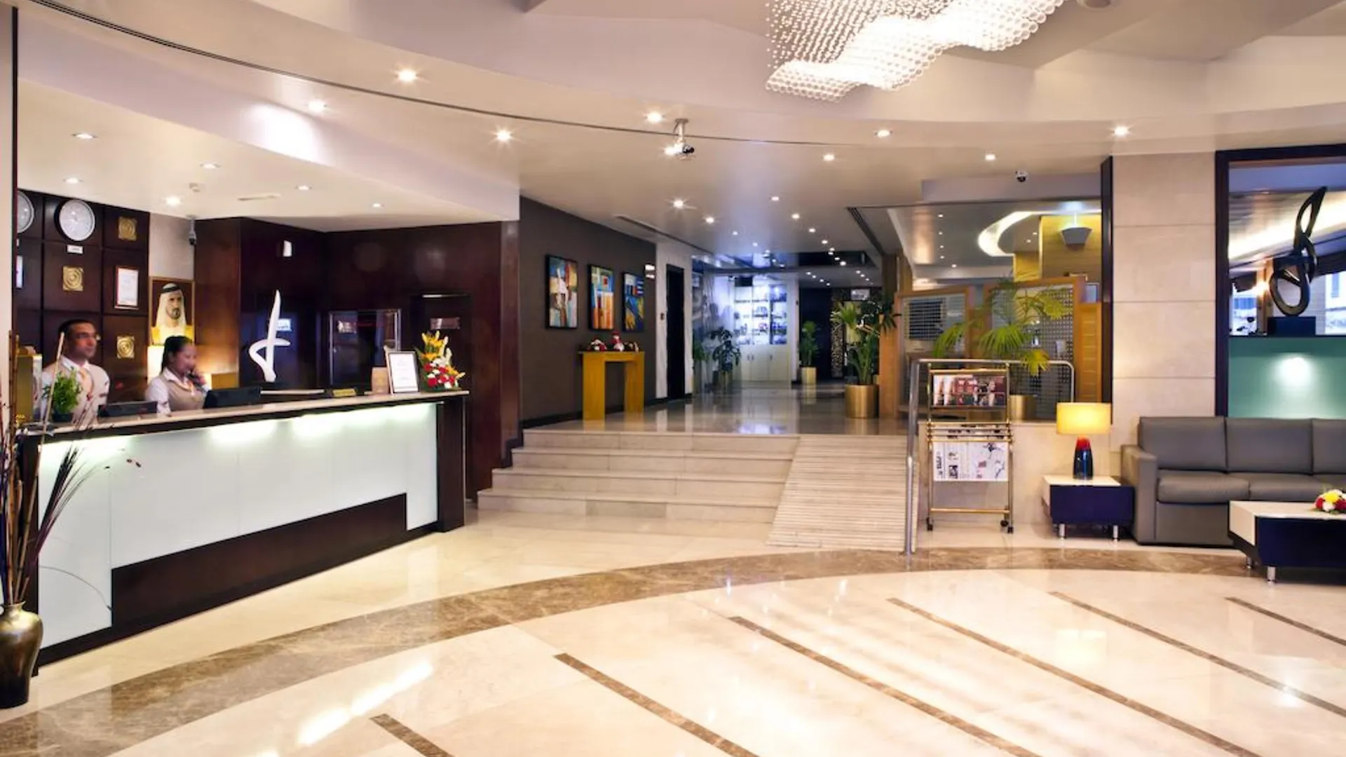 ****  Landmark Riqqa Hotel Дубай ОАЭ