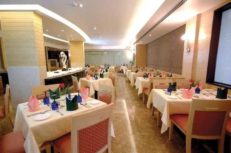 Landmark Riqqa Hotel Дубай