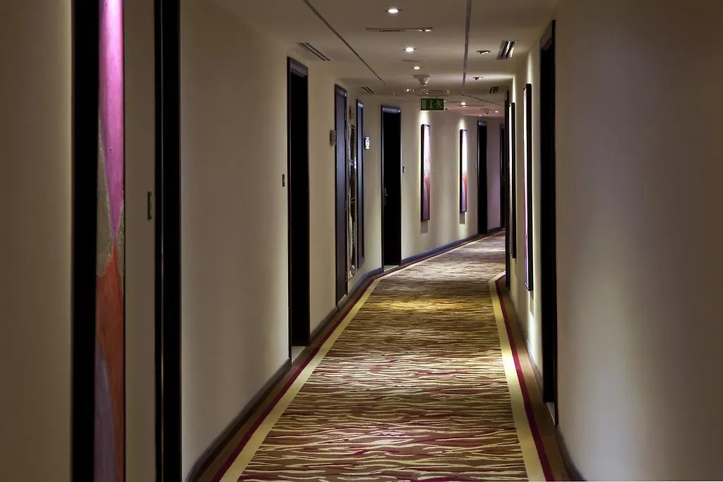 Landmark Riqqa Hotel Дубай